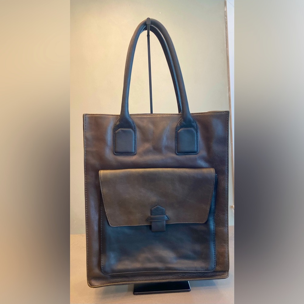 Kenneth Cole New York Leather Bicolor Tote in Black and Brown
